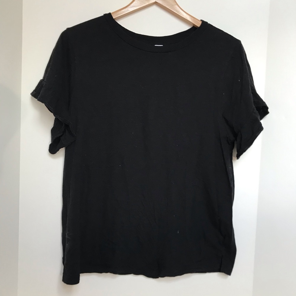 M Black old navy short sleeve ruffle t shirt